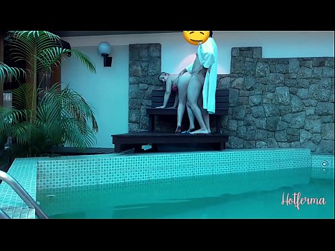 ❤️ Giimbitar sa amo ang katabang sa pool, apan dili makasukol sa init ️❌ Russian porn sa ceb.com-porn-mz.ru ❌️❤