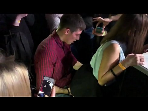❤️ Tinuod nga sekso sa usa ka nightclub sa Russia. Ang 18-anyos nga Ruso nga babaye sa anus ug puwerta nakighilawas sa usa ka nightclub ️❌ Russian porn sa ceb.com-porn-mz.ru ❌️❤